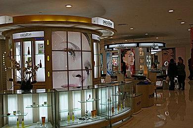 非对称多人恐怖新作《外太空杀人小丑》预告片